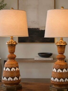 Decorative Brown and White Ceramic Table Lamp